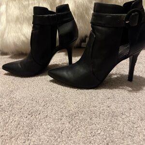 Nine West Black Ankle Cut out Booties